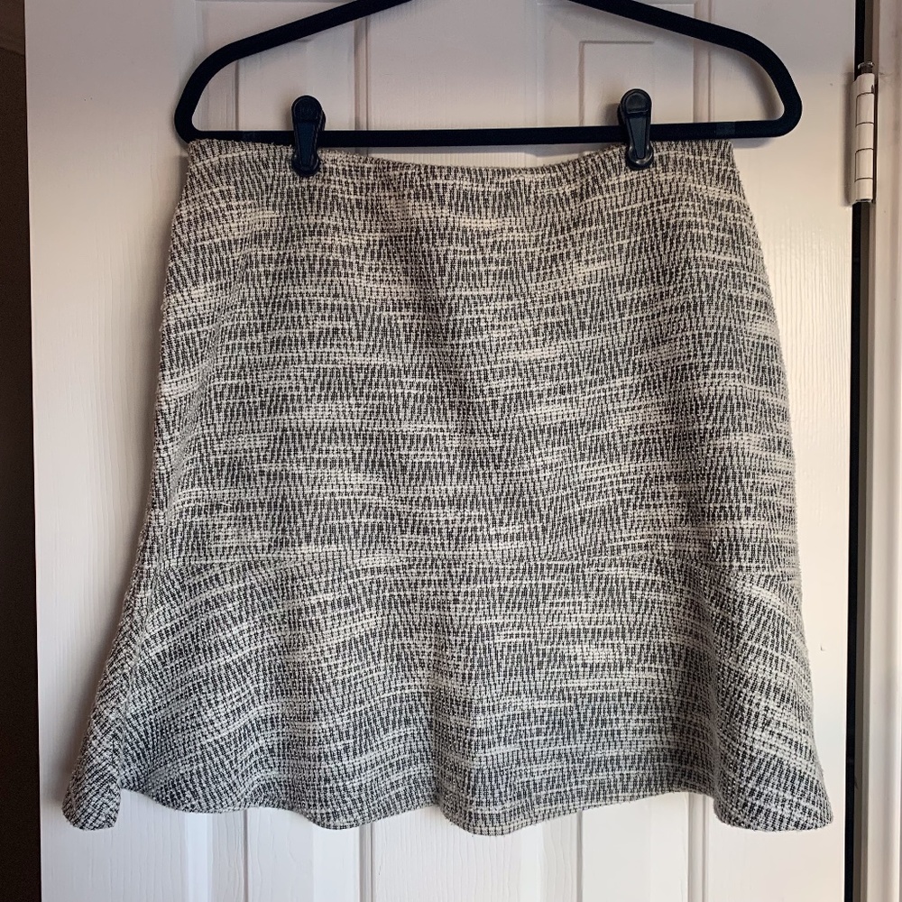LOFT Flippy Sweater Skirt